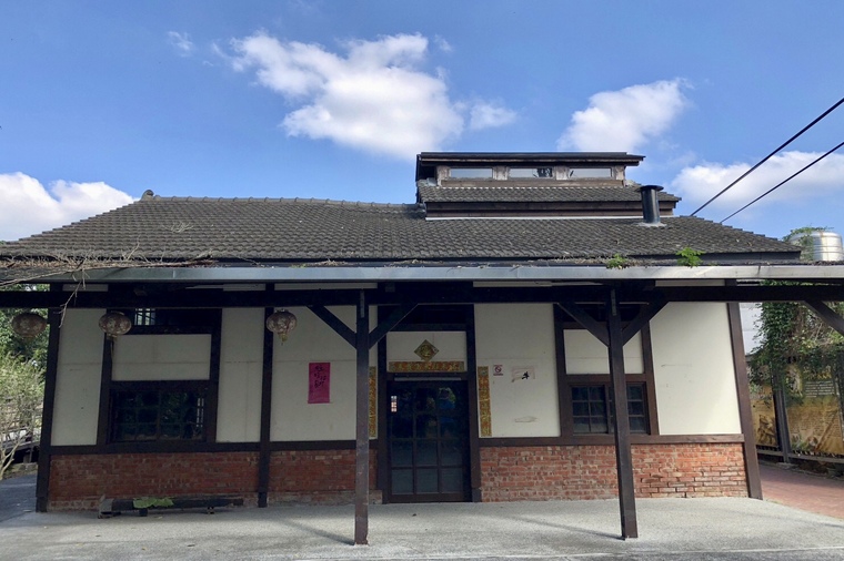 鹿滿（鹿麻產）車站